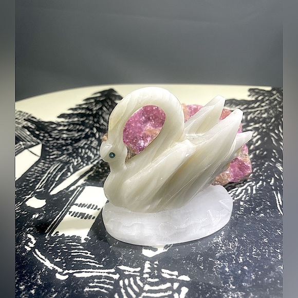 🖤 Vintage 🦢 Swan 🖤 Carved Stone Swan Pen Holder Figurine Talisman Totem 🦢🦢 - Picture 7 of 7